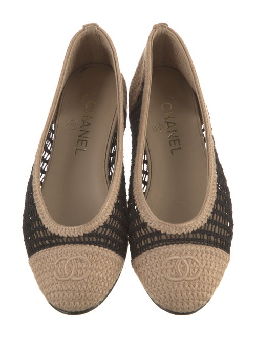 Chanel 2025 Interlocking CC Logo Flats