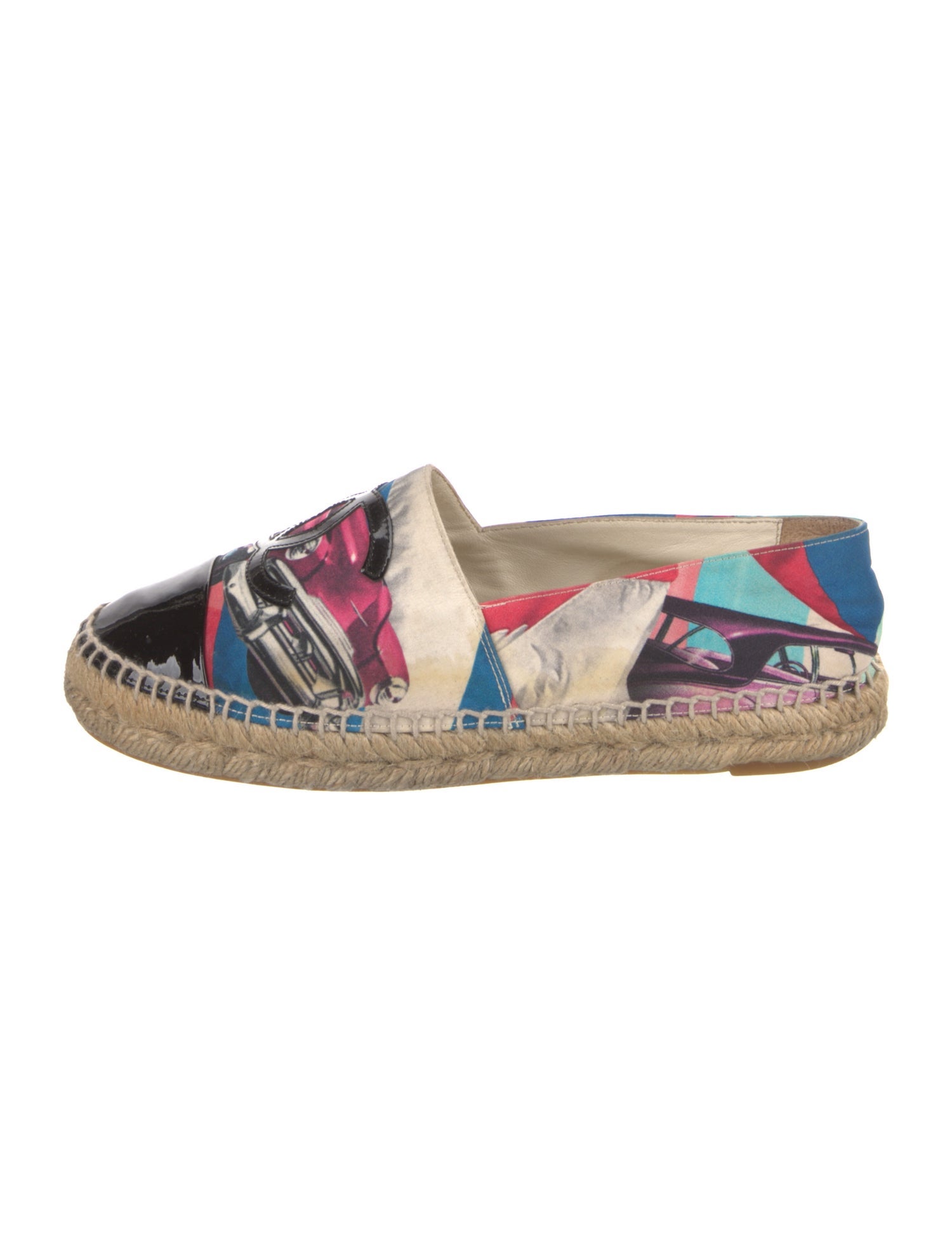 Chanel 2017 Interlocking CC Logo Espadrilles
