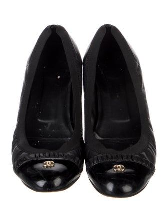 Chanel 2010 Interlocking CC Logo Flats