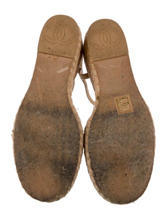 Chanel 2023 Interlocking CC Logo Slingback Pumps