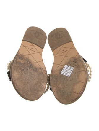 Chanel Interlocking CC Logo Leather Slides