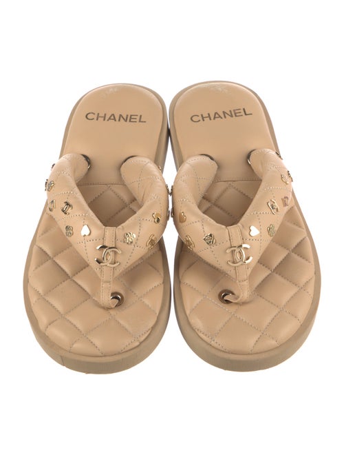 Chanel Interlocking CC Logo Leather Flip Flops