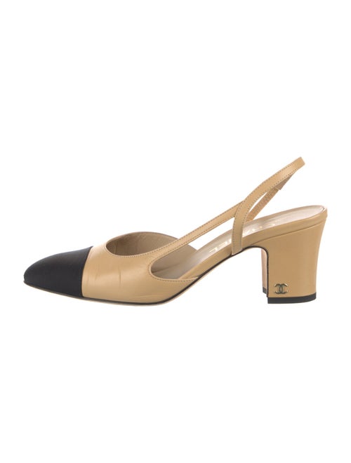 Chanel Interlocking CC Logo Leather Slingback Pumps