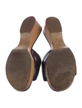 Chanel Interlocking CC Logo Vinyl Slides