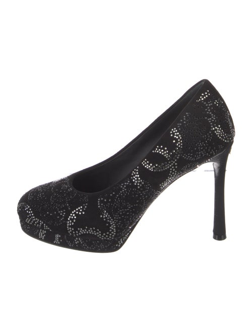 Chanel Interlocking CC Logo Suede Pumps