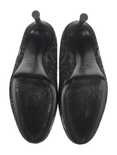 Chanel Interlocking CC Logo Suede Pumps