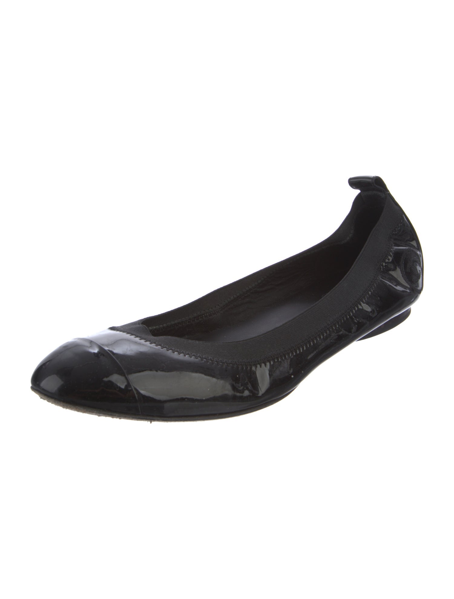 Chanel Interlocking CC Logo Patent Leather Ballet Flats