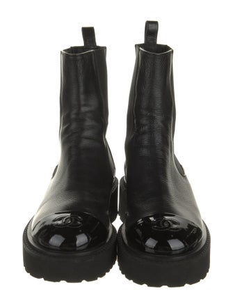 Chanel 2022 Interlocking CC Logo Chelsea Boots
