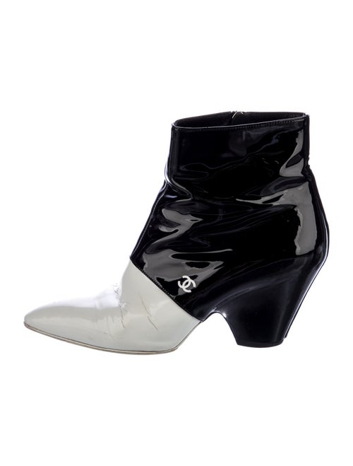 Chanel Interlocking CC Logo Patent Leather Boots