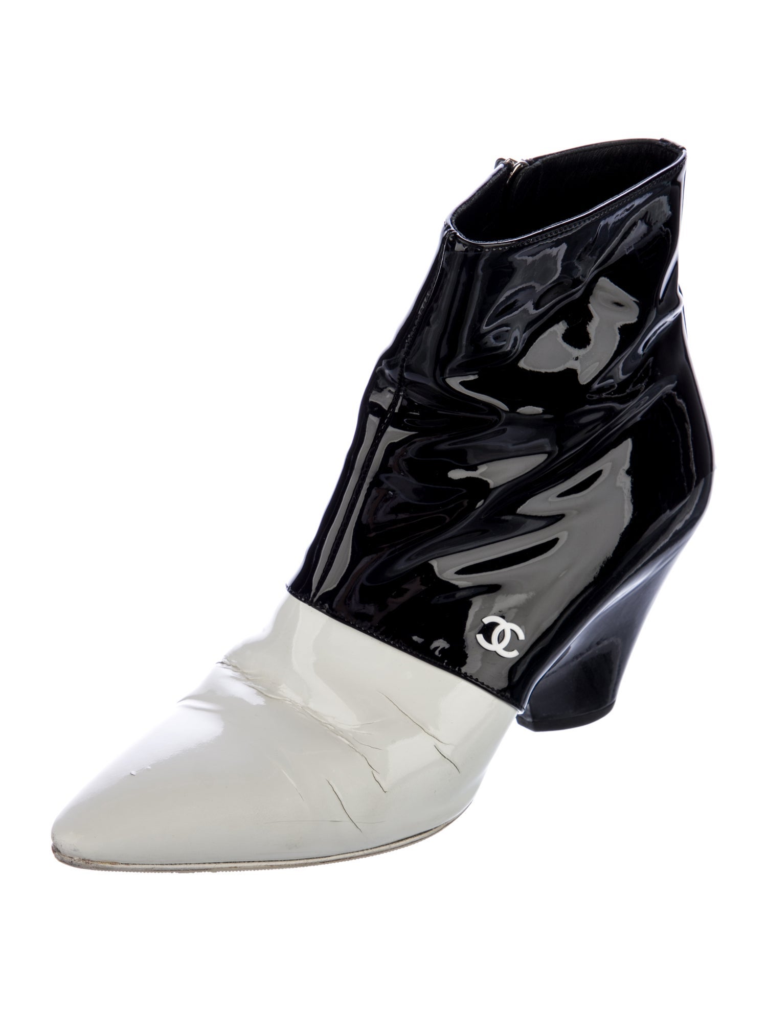 Chanel Interlocking CC Logo Patent Leather Boots