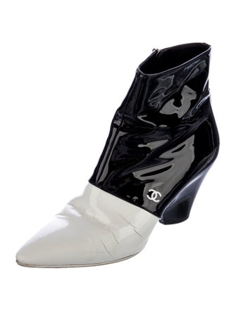 Chanel Interlocking CC Logo Patent Leather Boots