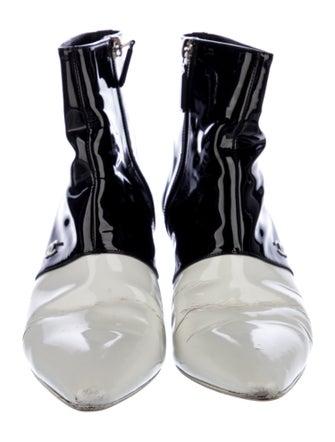 Chanel Interlocking CC Logo Patent Leather Boots