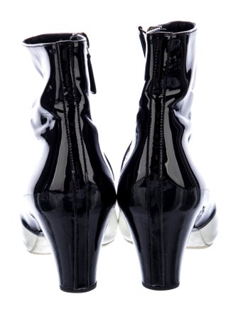 Chanel Interlocking CC Logo Patent Leather Boots