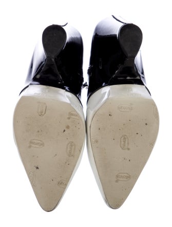 Chanel Interlocking CC Logo Patent Leather Boots