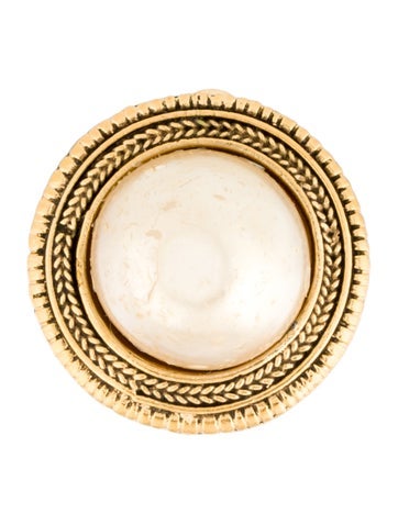 Chanel Clip-On Vintage Faux Pearl Single Earring