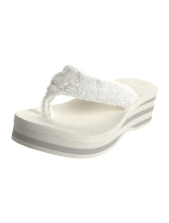 Chanel 2025 Interlocking CC Logo Flip Flops