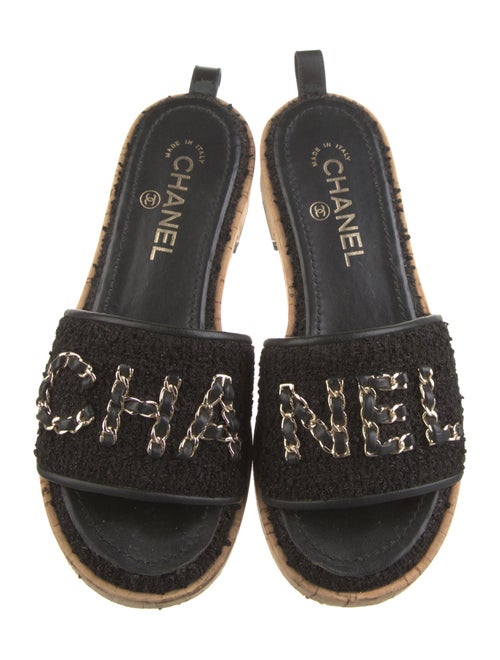 Chanel 2018 Chain-Link Accent Slides