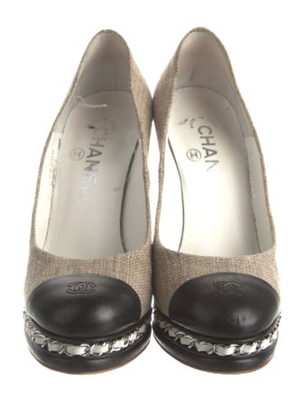 Chanel 2014 Interlocking CC Logo Pumps