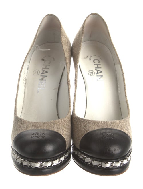 Chanel 2014 Interlocking CC Logo Pumps