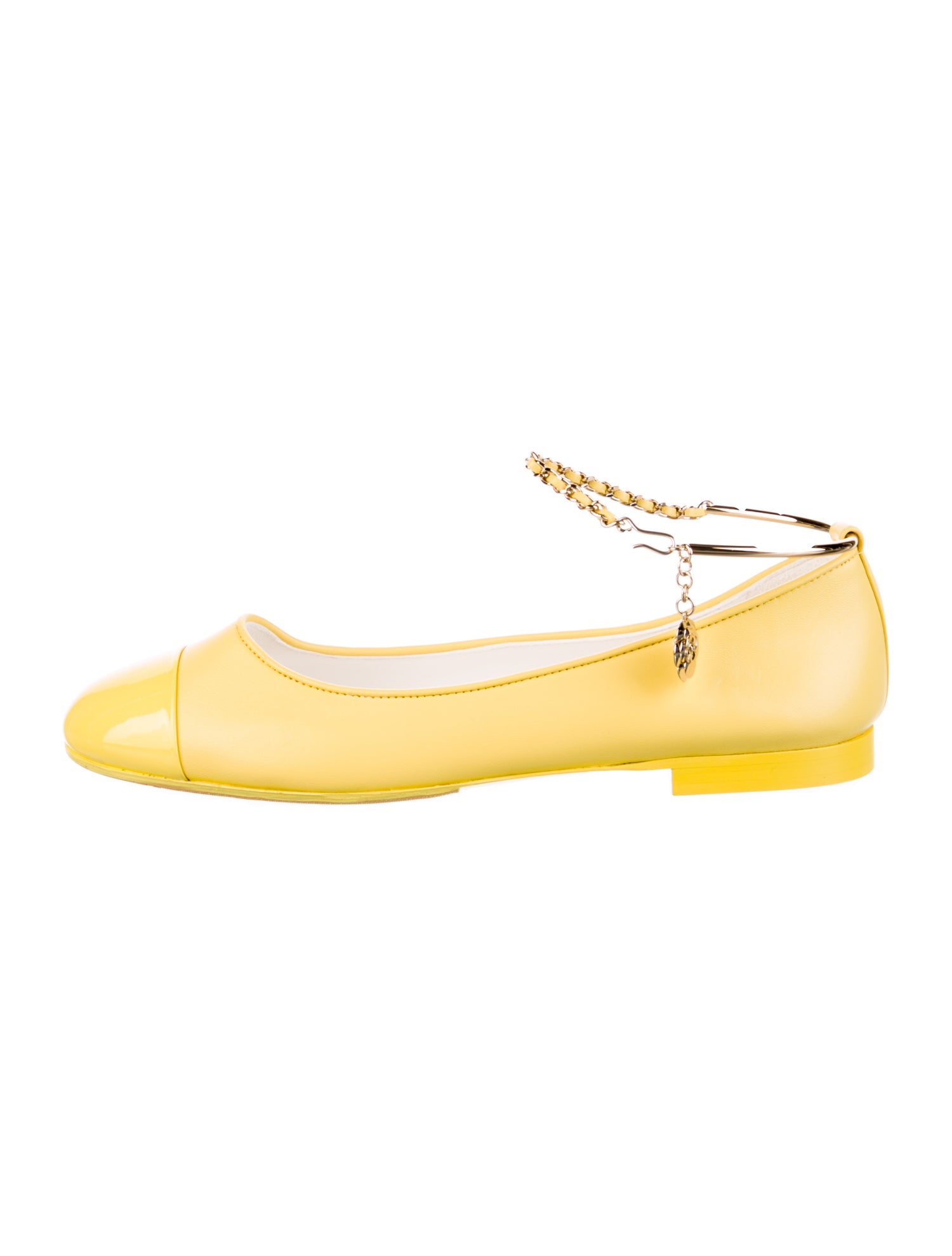 Chanel 2022 Interlocking CC Logo Ballet Flats