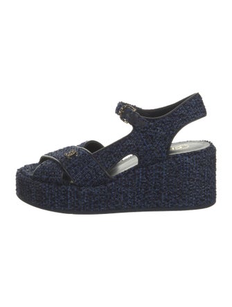 Chanel 2024 Interlocking CC Logo Espadrilles