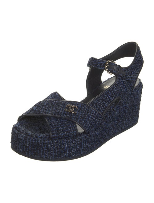 Chanel 2024 Interlocking CC Logo Espadrilles