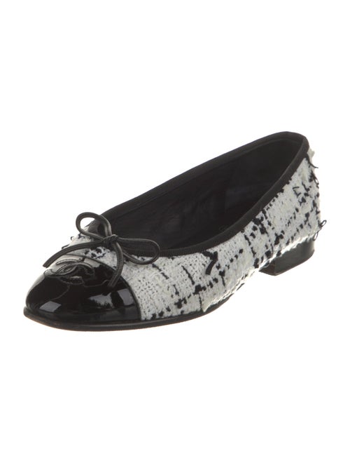 Chanel Interlocking CC Logo Tweed Flats