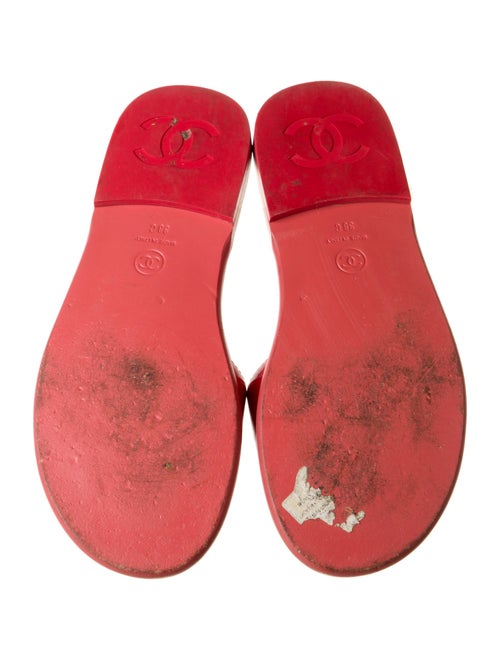 Chanel Interlocking CC Logo Patent Leather Slides