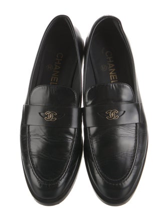 Chanel 2024 Interlocking CC Logo Loafers