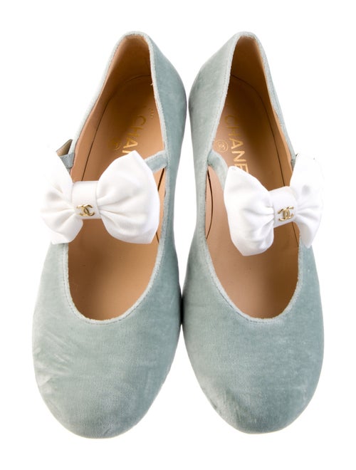 Chanel 2024 Interlocking CC Logo Ballet Flats