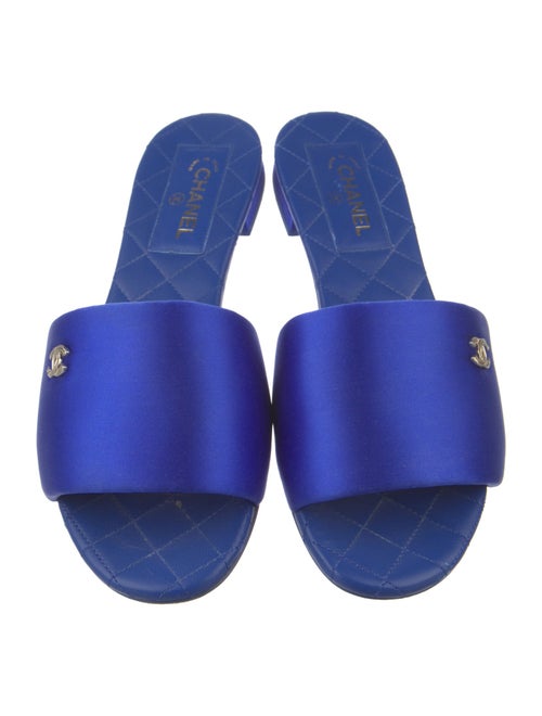 Chanel 2022 Interlocking CC Logo Slides