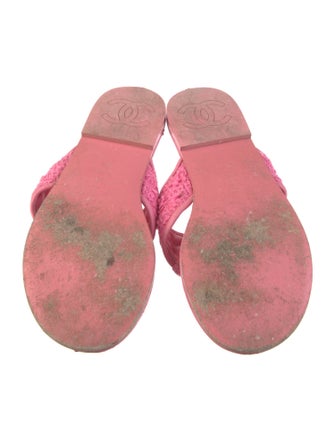 Chanel 2023 Interlocking CC Logo Flip Flops