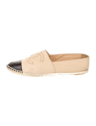 Chanel Interlocking CC Logo Leather Espadrilles