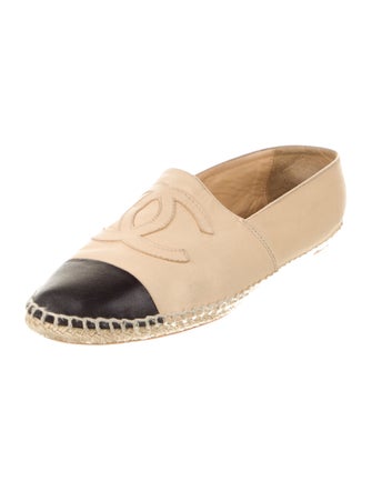 Chanel Interlocking CC Logo Leather Espadrilles