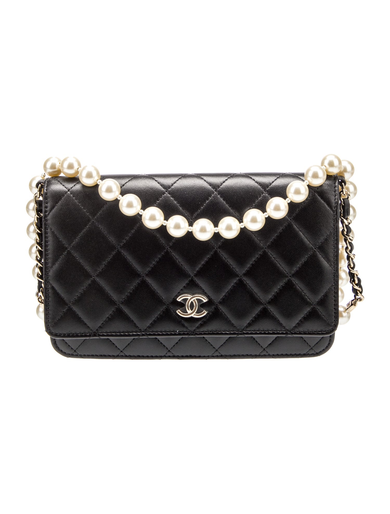 Chanel Pearl Wallet on Chain