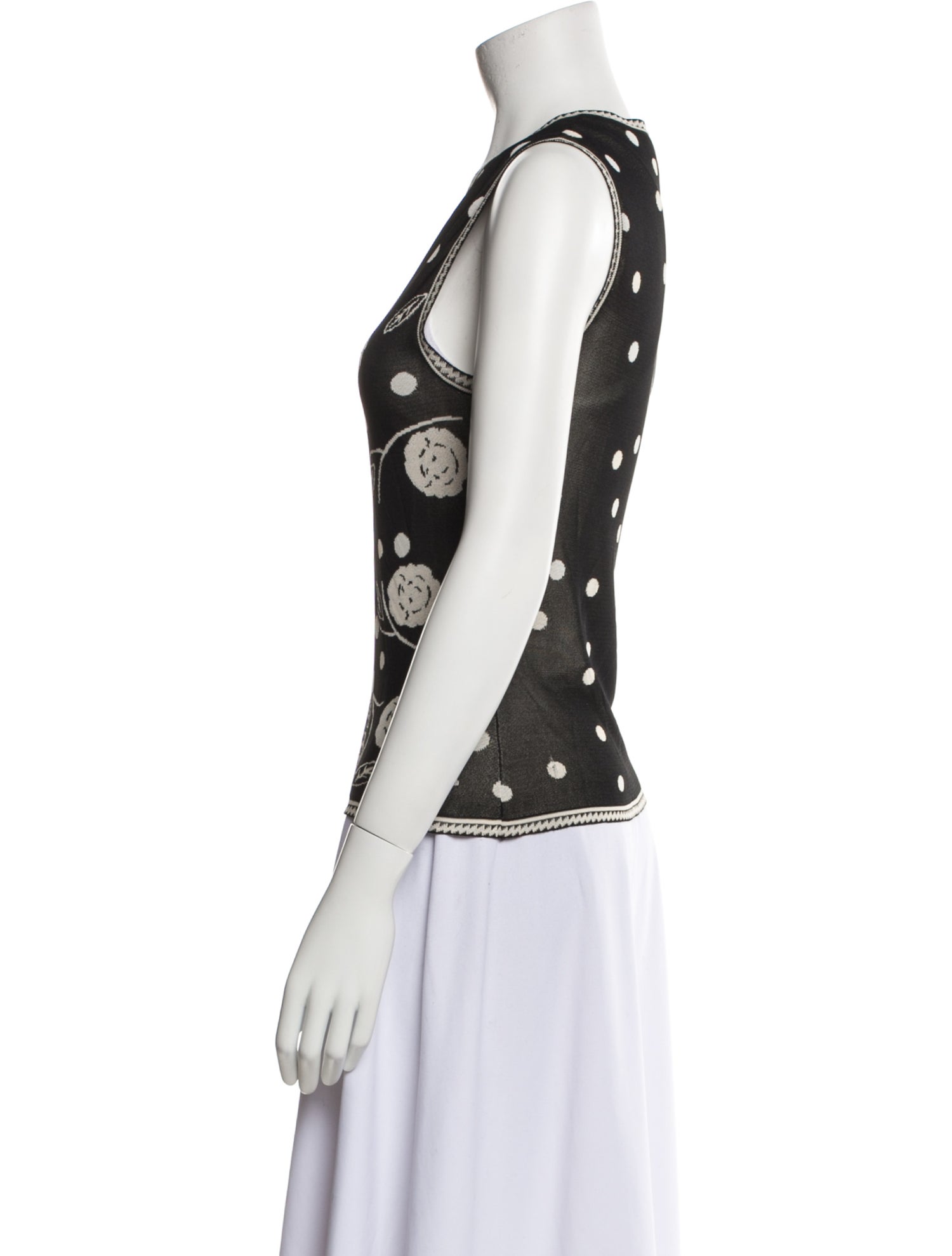 Chanel Vintage 2002 Sweater