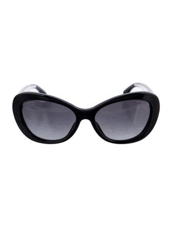 Chanel Interlocking CC Logo Cat-Eye Sunglasses