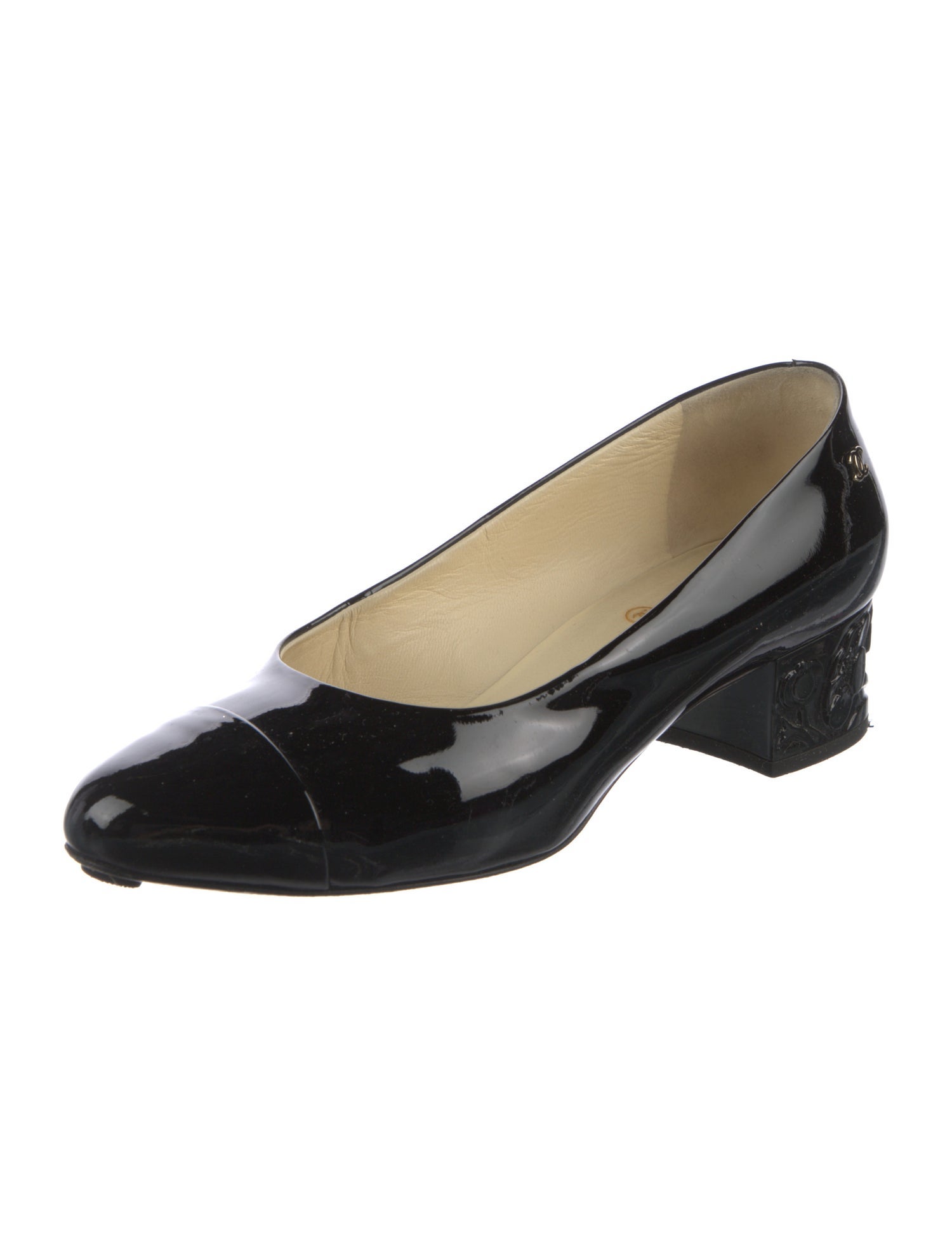 Chanel 2016 Interlocking CC Logo Pumps