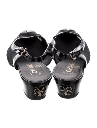 Chanel Interlocking CC Logo Patent Leather Slingback Flats