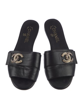 Chanel Interlocking CC Logo Leather Slides