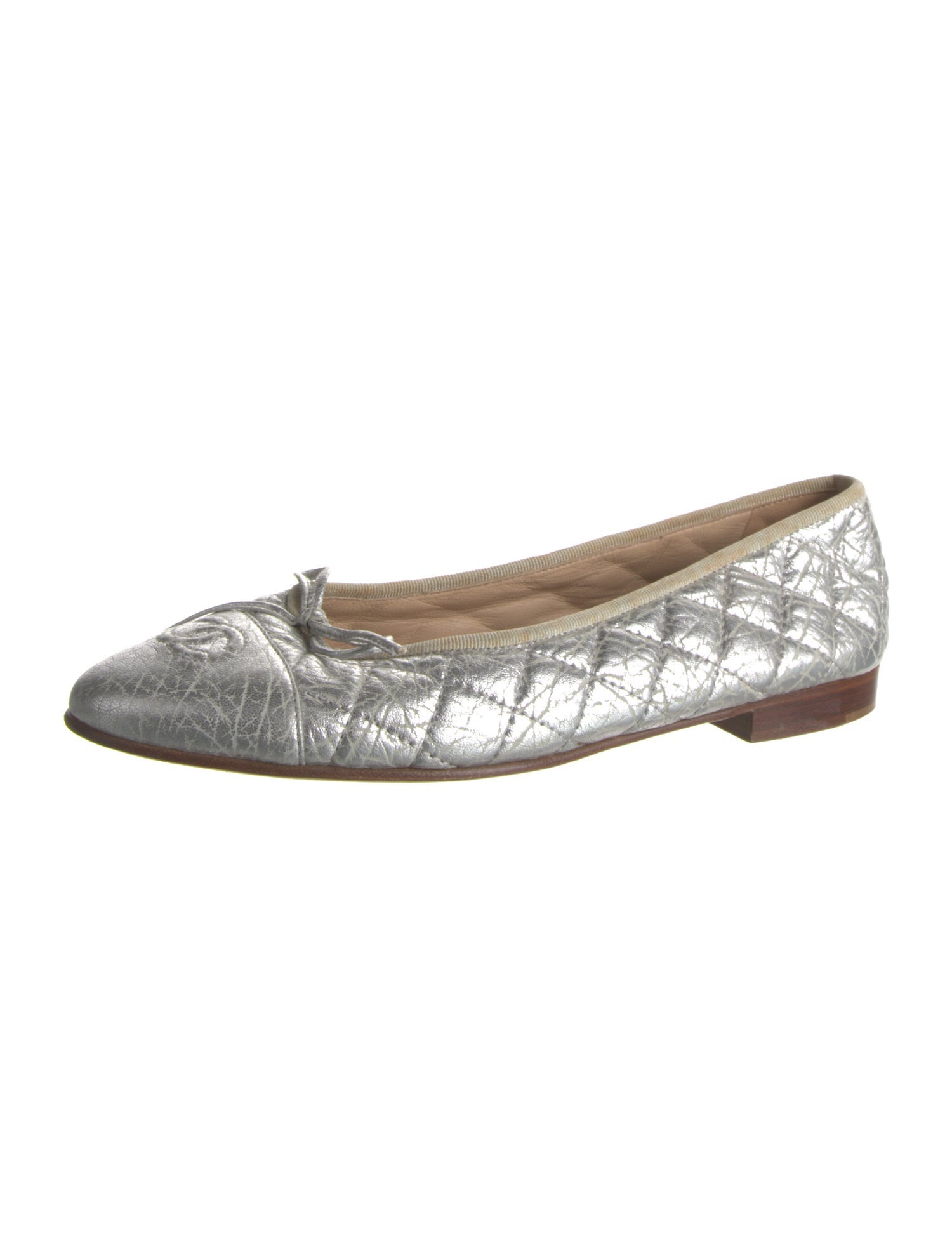 Chanel Interlocking CC Logo Leather Ballet Flats