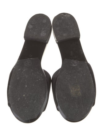 Chanel 2022 Interlocking CC Logo Slides