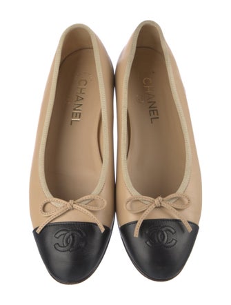 Chanel Interlocking CC Logo Lambskin Ballet Flats