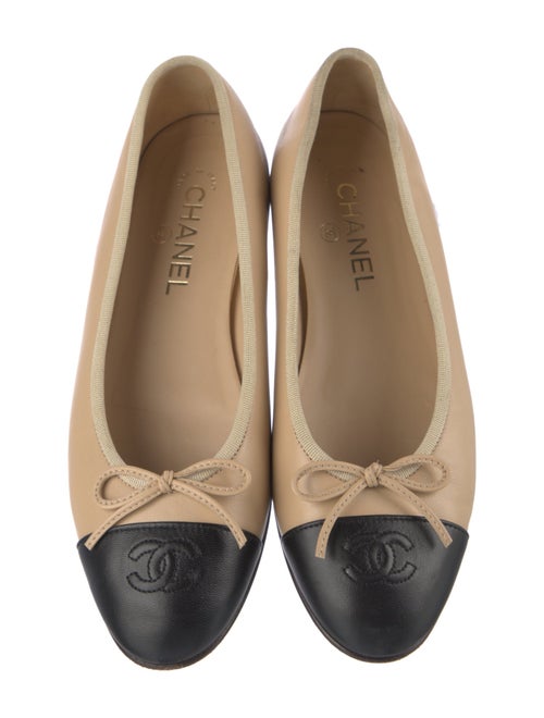 Chanel Interlocking CC Logo Lambskin Ballet Flats