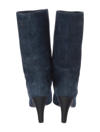 Chanel Interlocking CC Logo Suede Boots