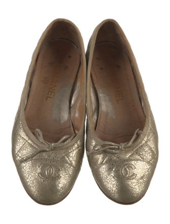 Chanel Interlocking CC Logo Suede Ballet Flats