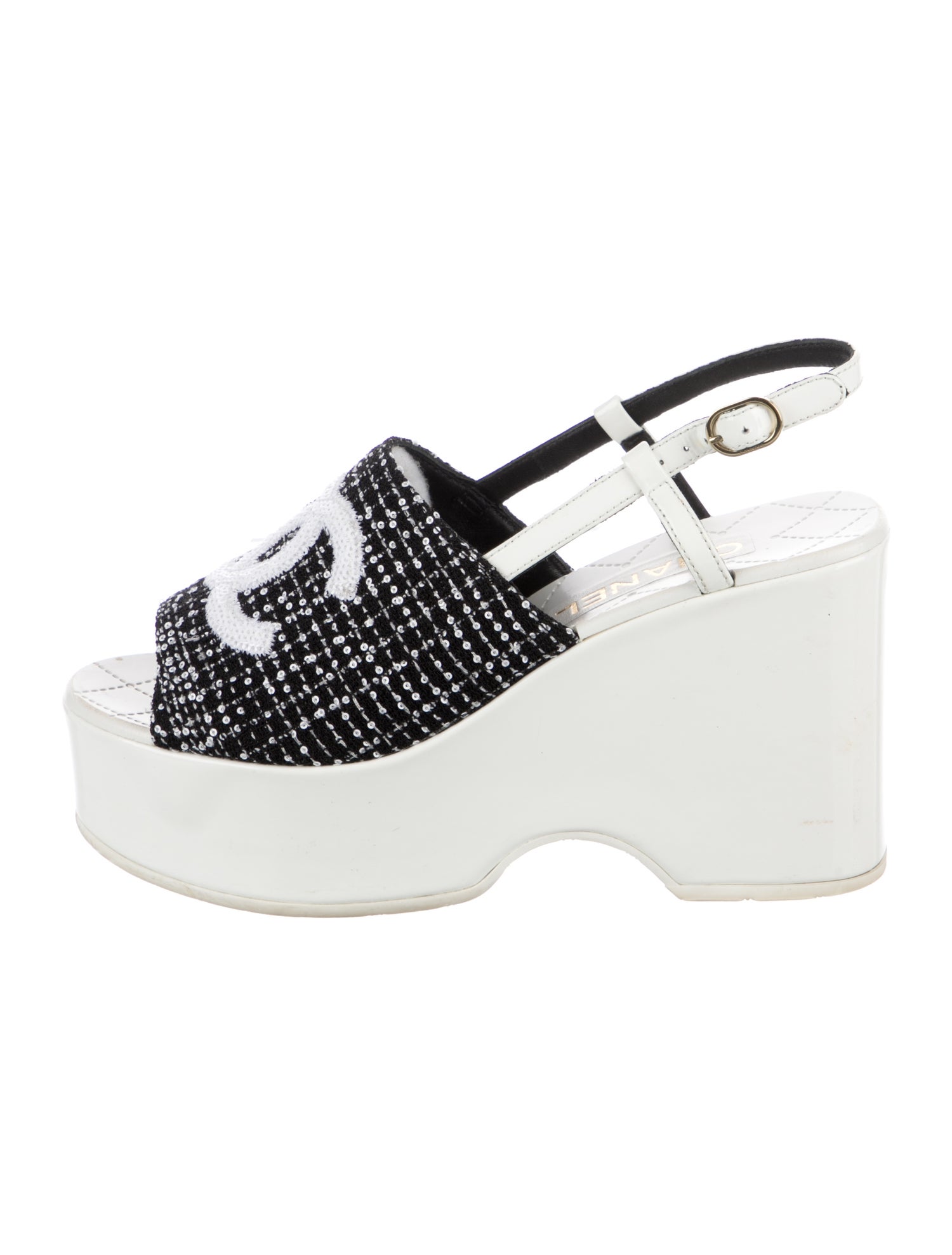 Chanel 2024 Interlocking CC Logo Slingback Sandals