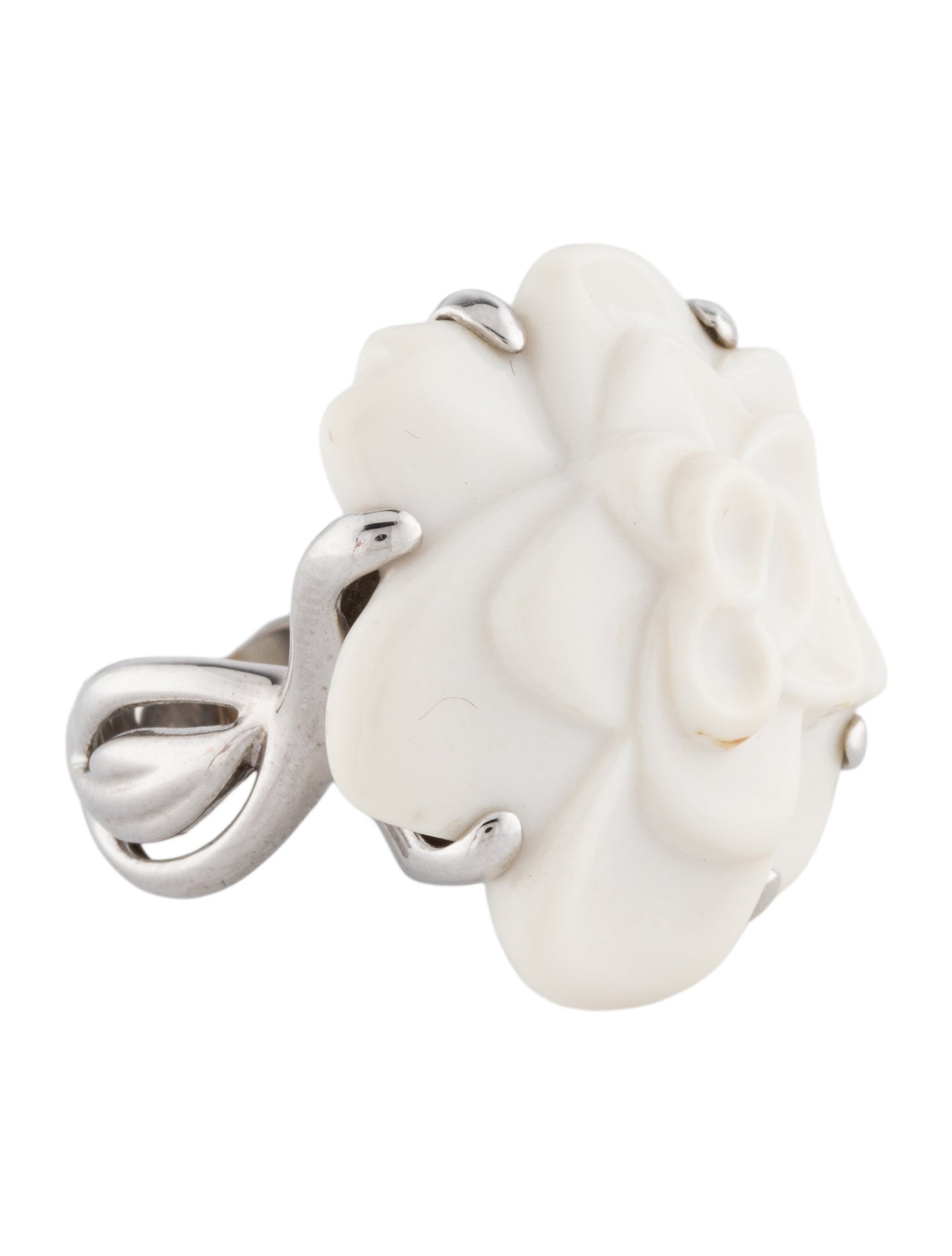 Chanel 18K Ceramic Camellia Ring