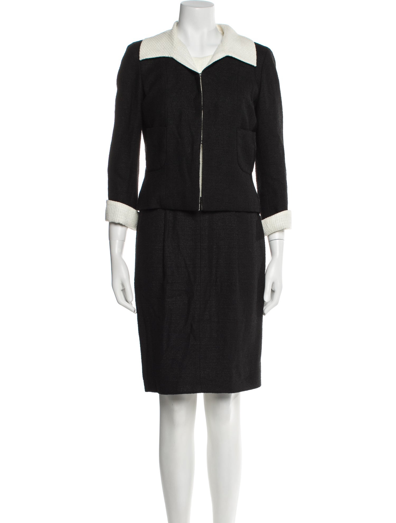 Chanel Vintage 2009 Skirt Suit