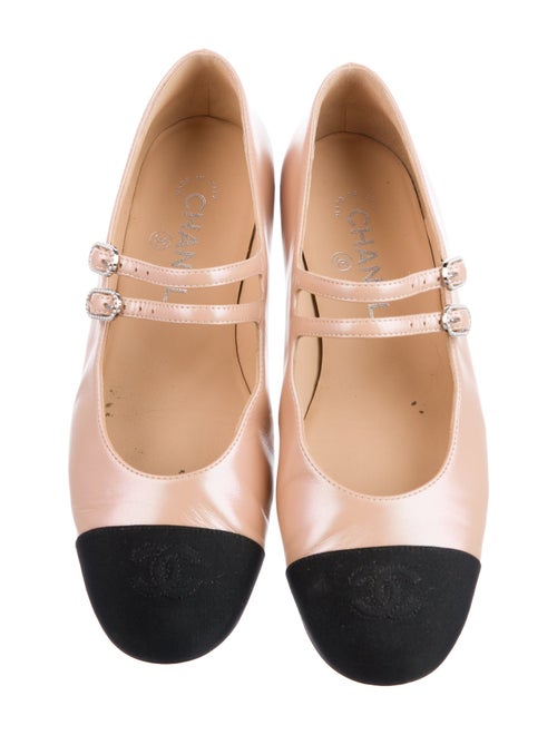 Chanel 2024 Interlocking CC Logo Mary Jane Flats